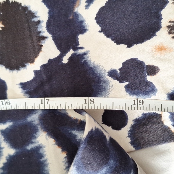 Ann Taylor Lined Pencil Skirt (14) - Picture 13 of 16